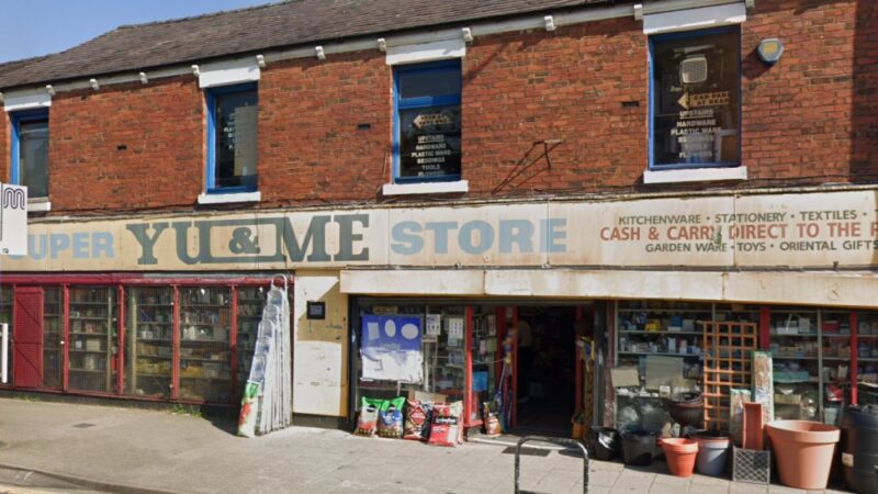 Yu & Me closing down Great Moor shop Stockport