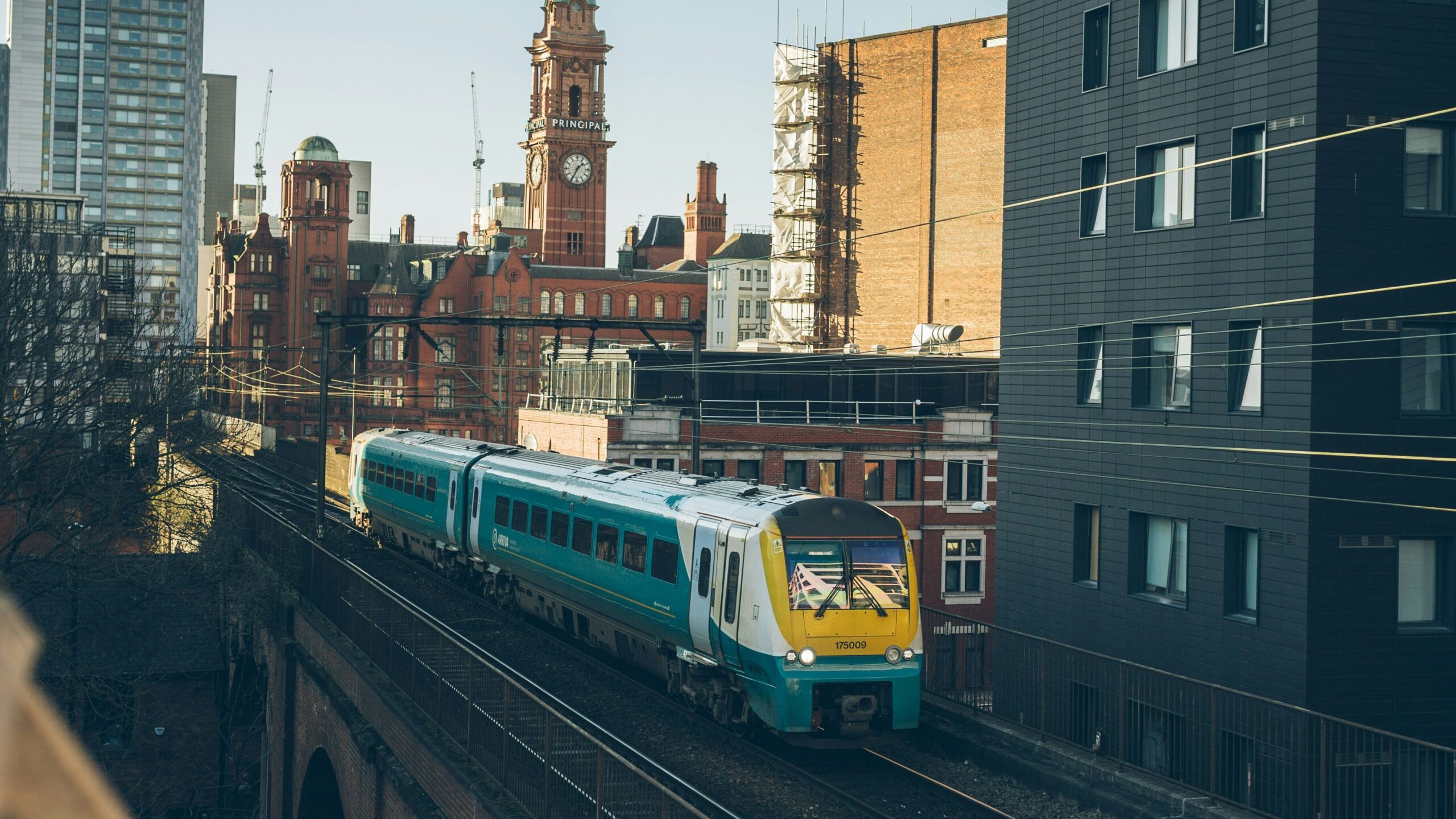 Train tickets slashed by up to 50% in huge Rail Sale across the UK. Credit: Unsplash, Fraser Cottrell