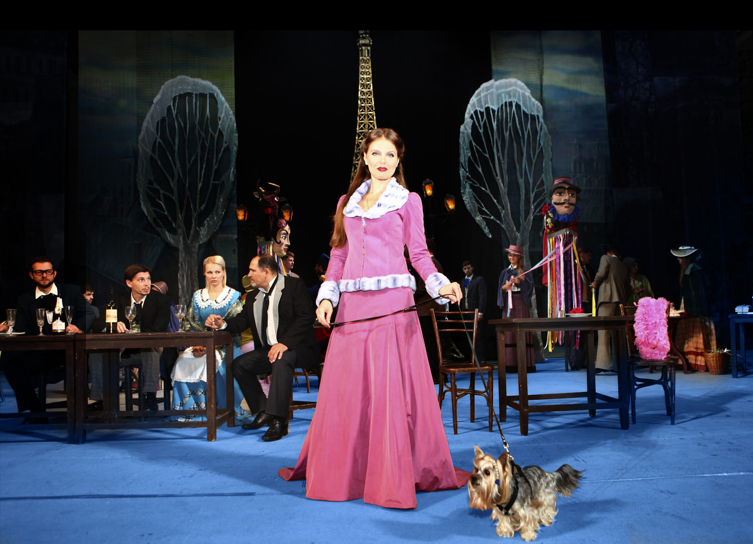 dogs needed for a returning production at Manchester Opera House