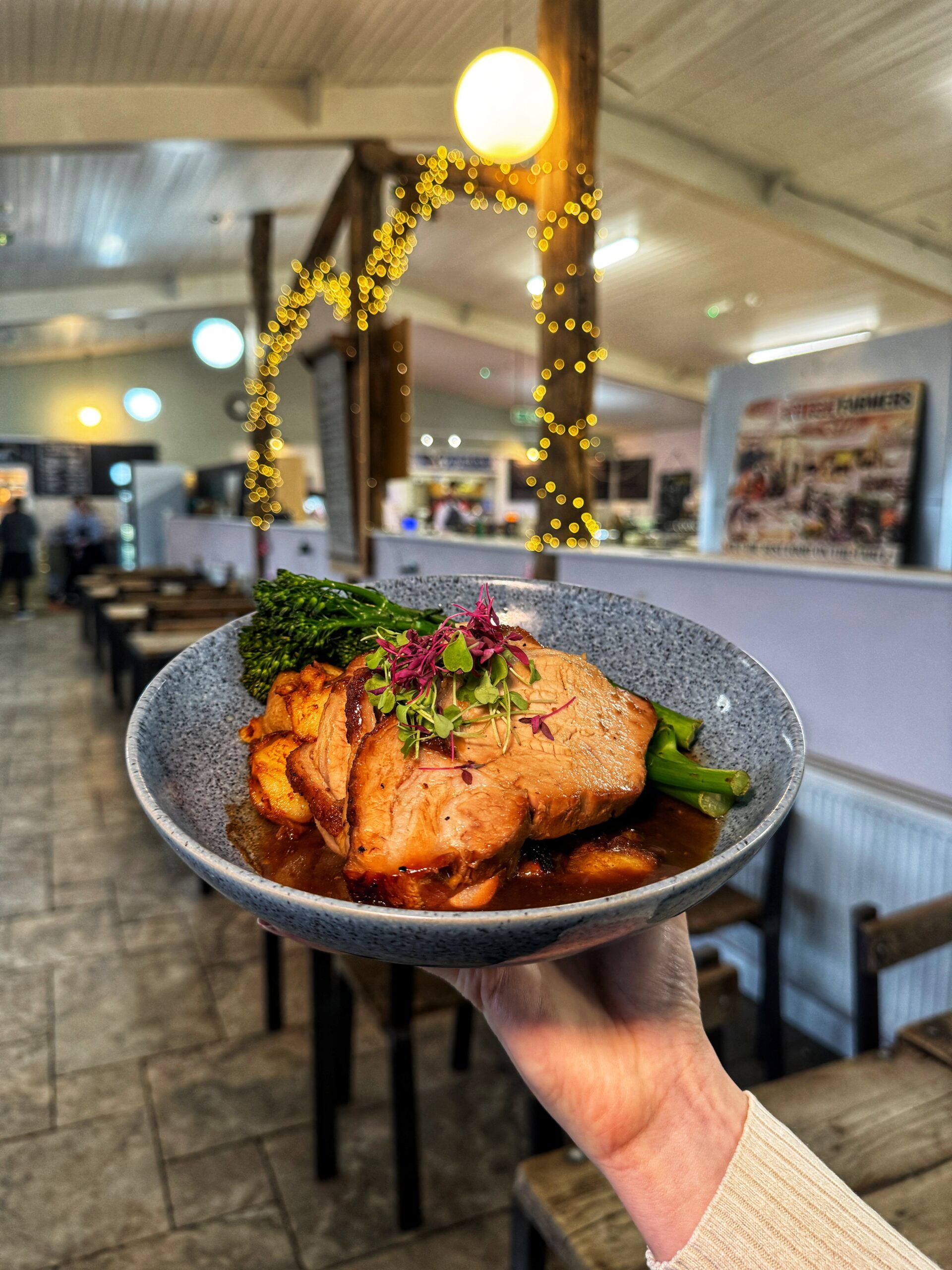 Roast pork in the cafe