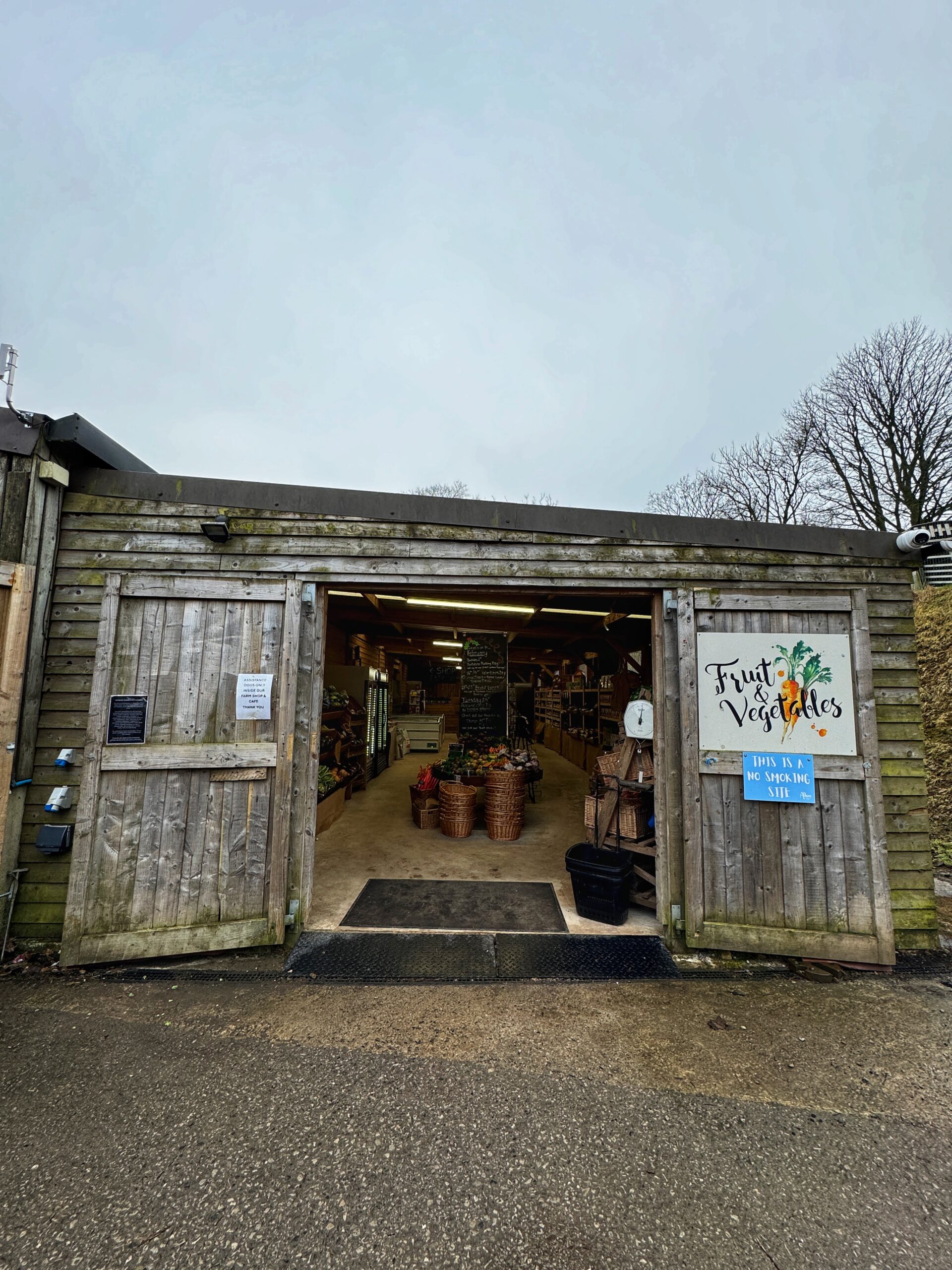 The produce barn 