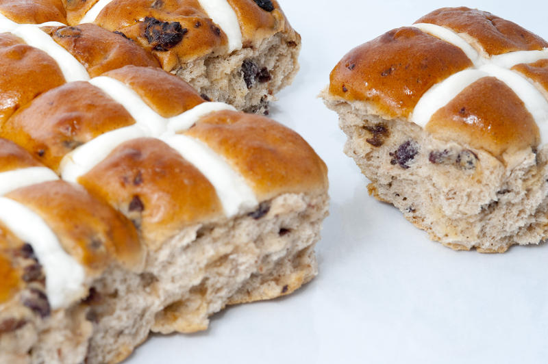 Hot cross buns