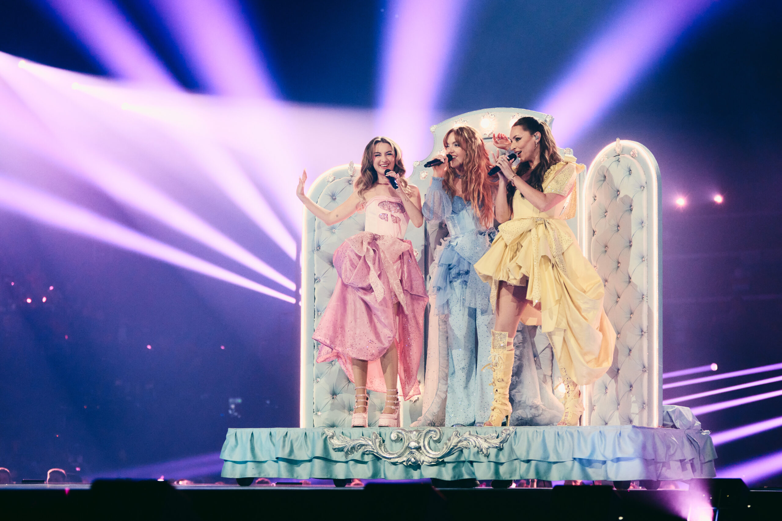 UK pop-country trio Remember Monday represented the UK for Eurovision 2025.