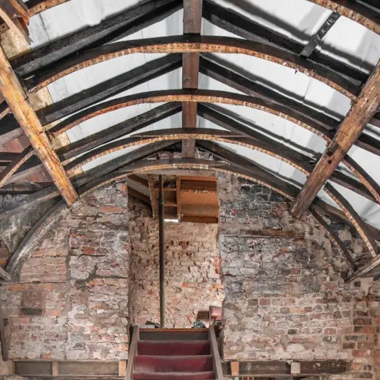 angel inn stockport listed building status