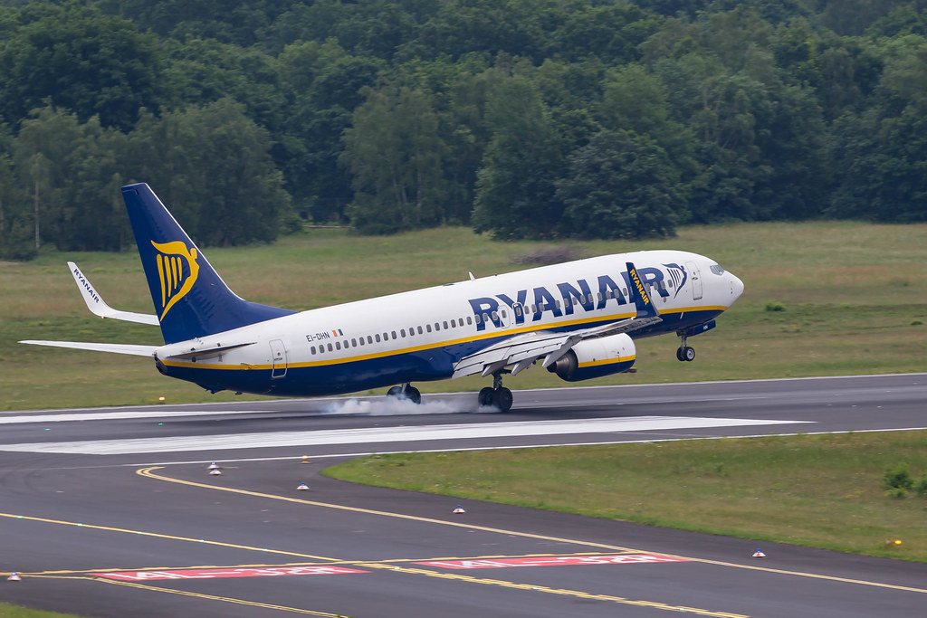 Ryanair plane