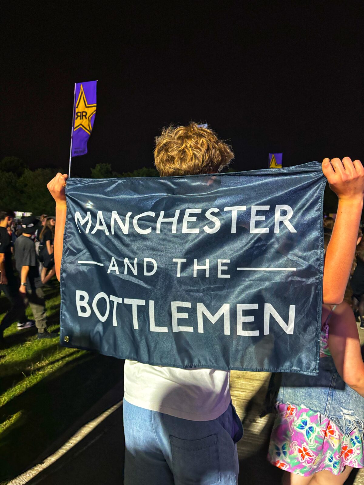 manchester and the bottlemen flag