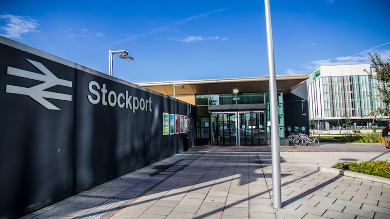 No trains through Stockport station for 3 weeks in August
