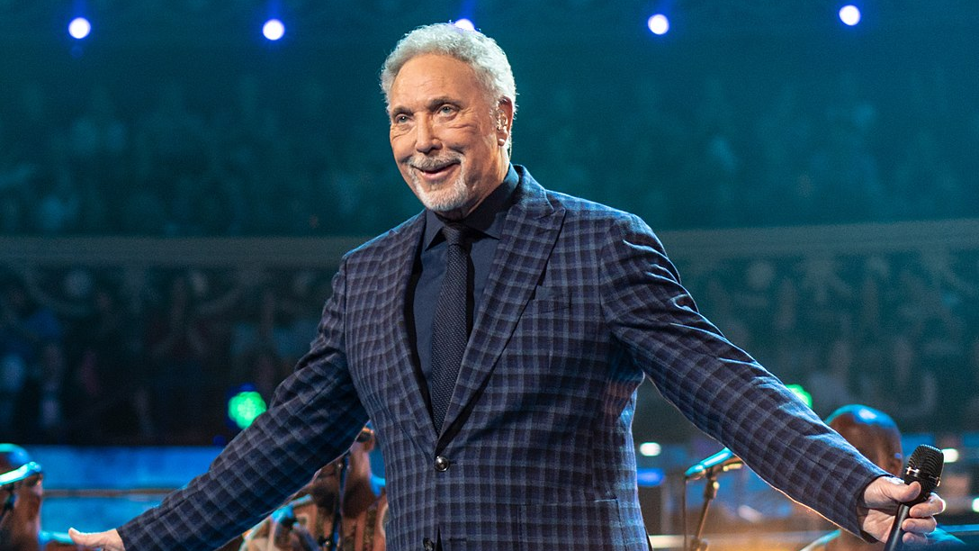 tom jones uk tour dates 2025