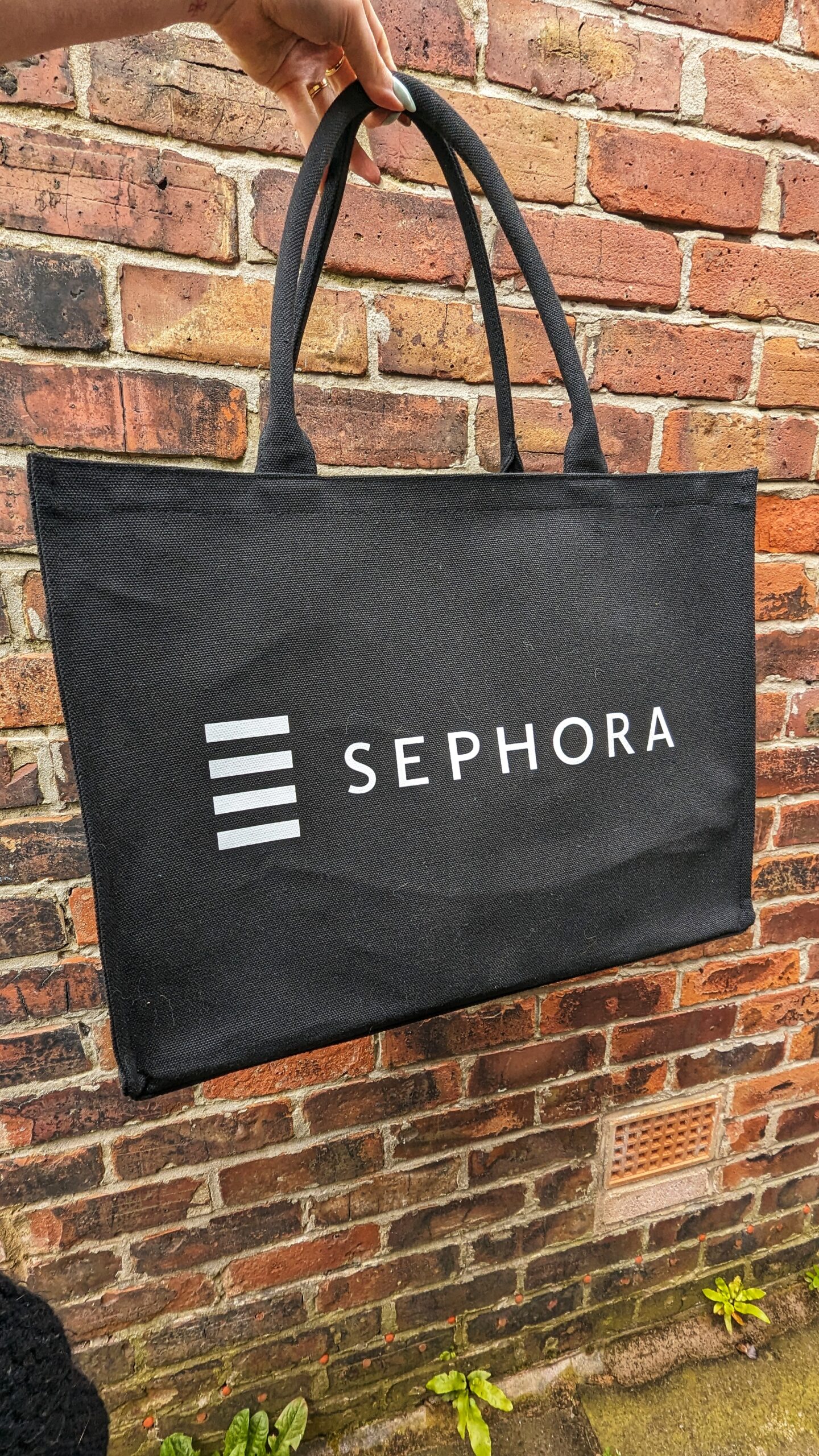 The viral beauty brand Sephora will be giving away 800 goodie bag at its big Manchester Arndale launch event / Credit: The Manc Group