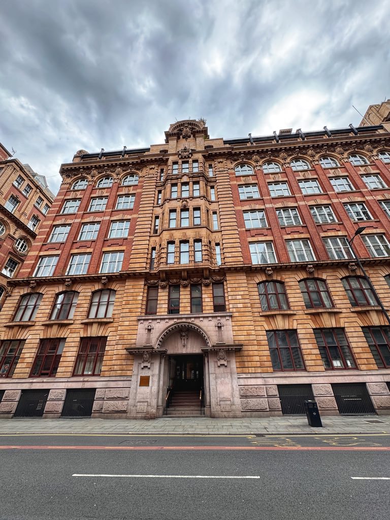 Must-see iconic Oasis locations in Manchester.