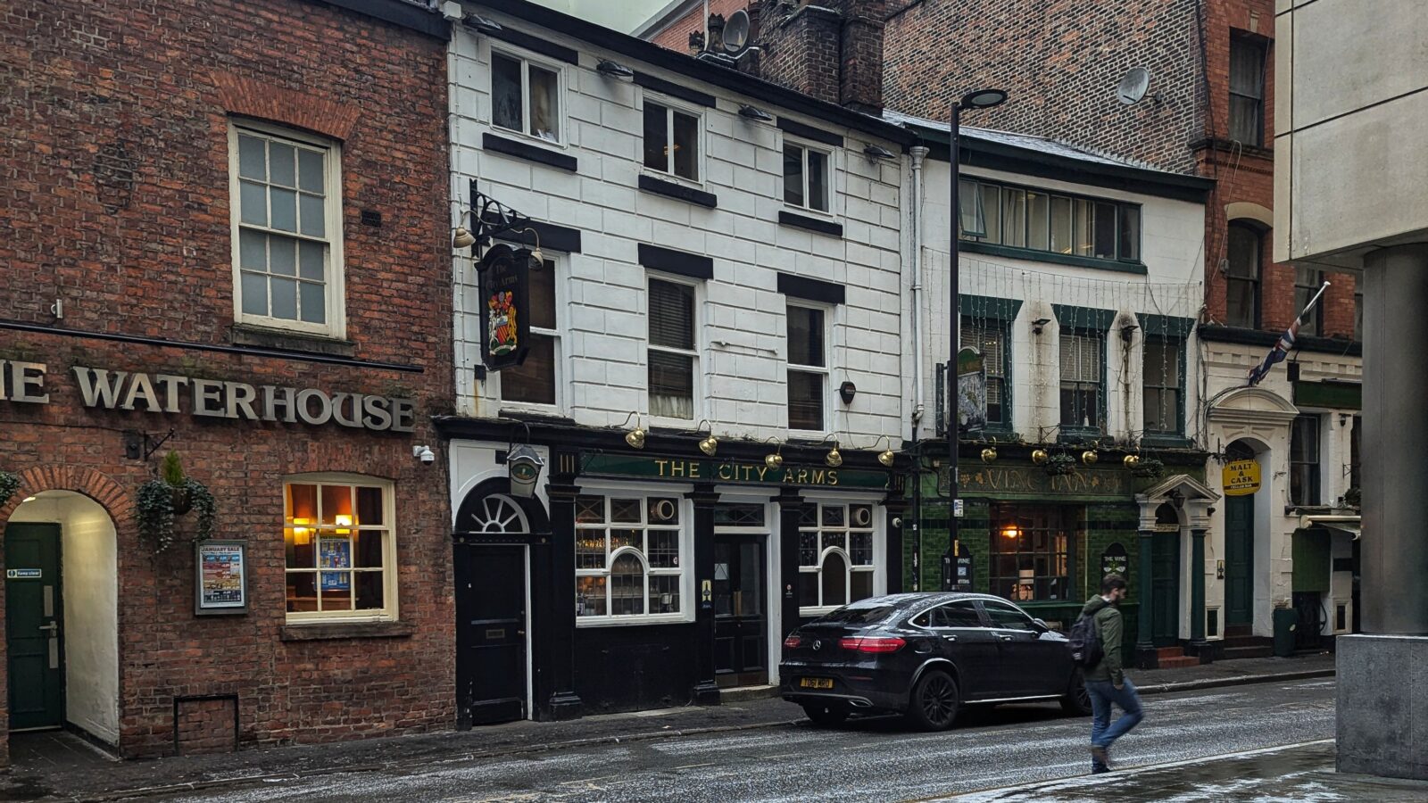 the city arms manchester