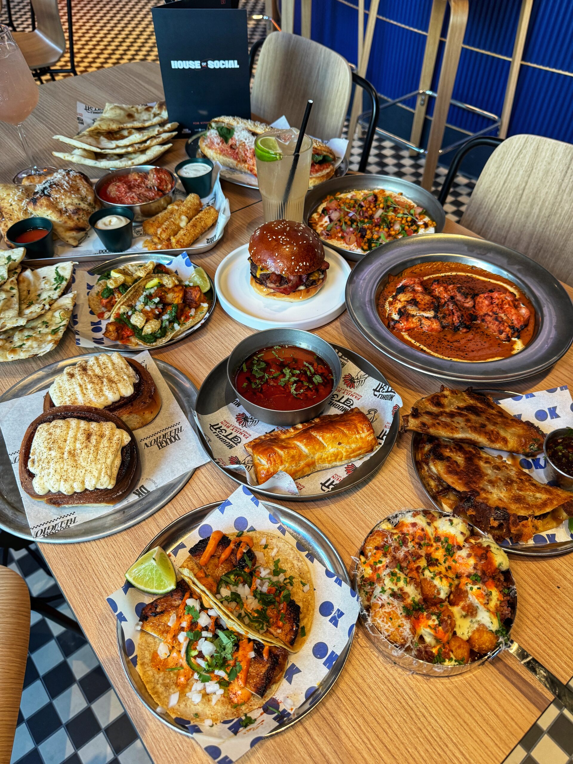 A full House of Social spread