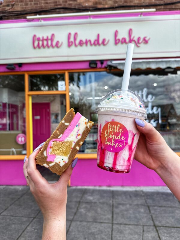Little Blonde Bakes has shared a plea for support