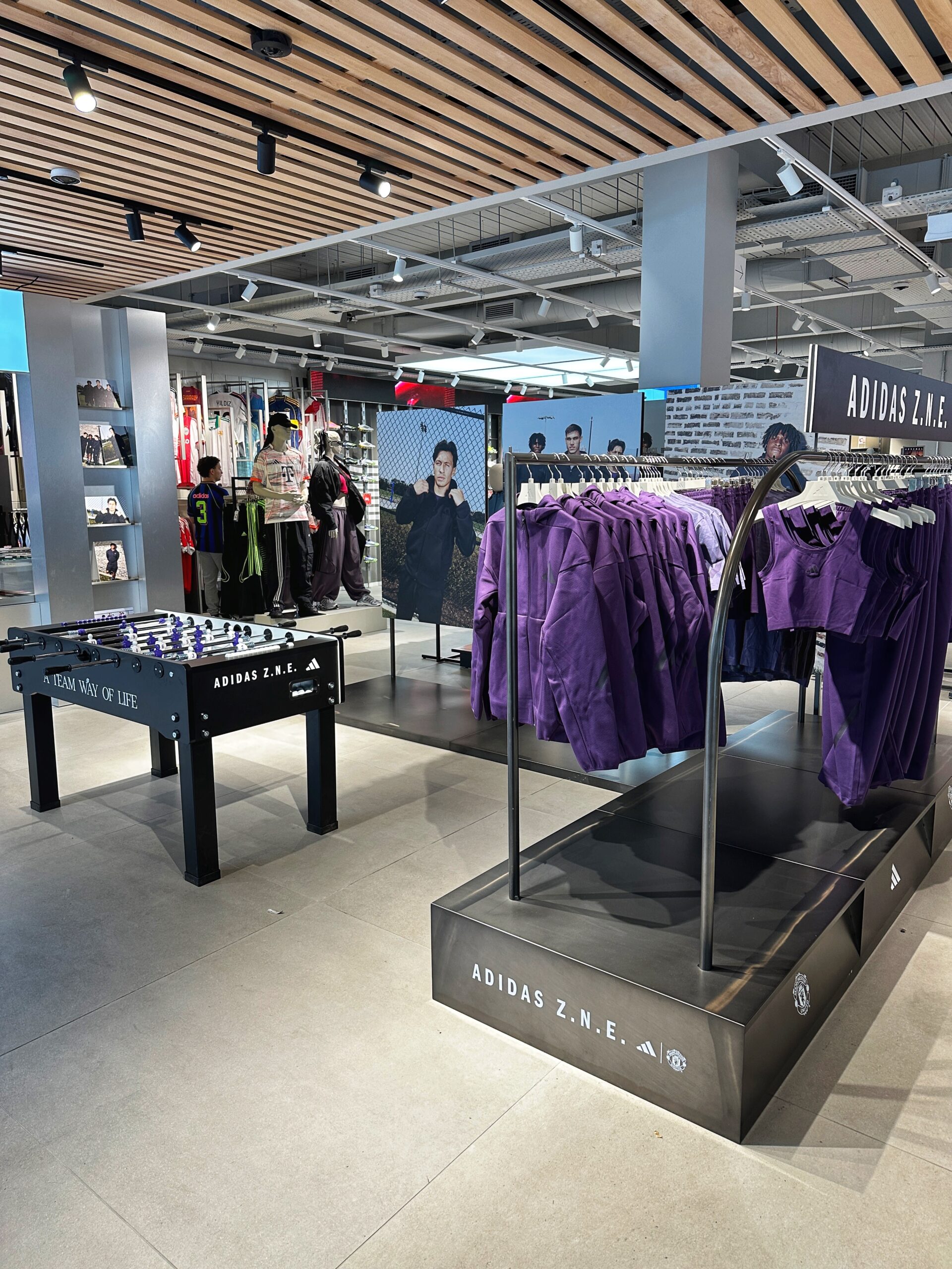 adidas announces in-store trivia night and meet & greet to celebrate ADIDAS Z.N.E. x MAN UTD collection