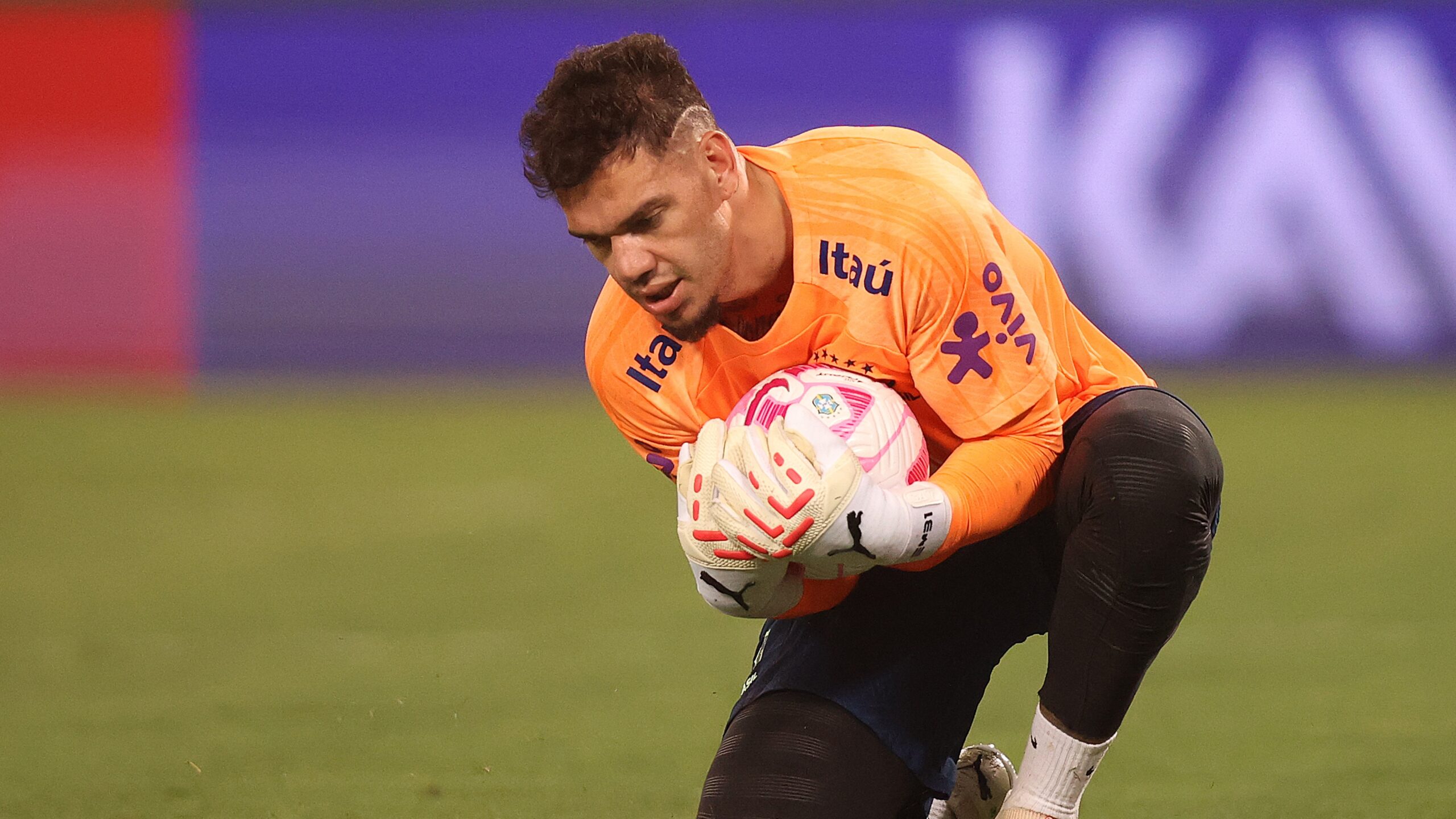 Ederson leaving Man City for Fenerbahce