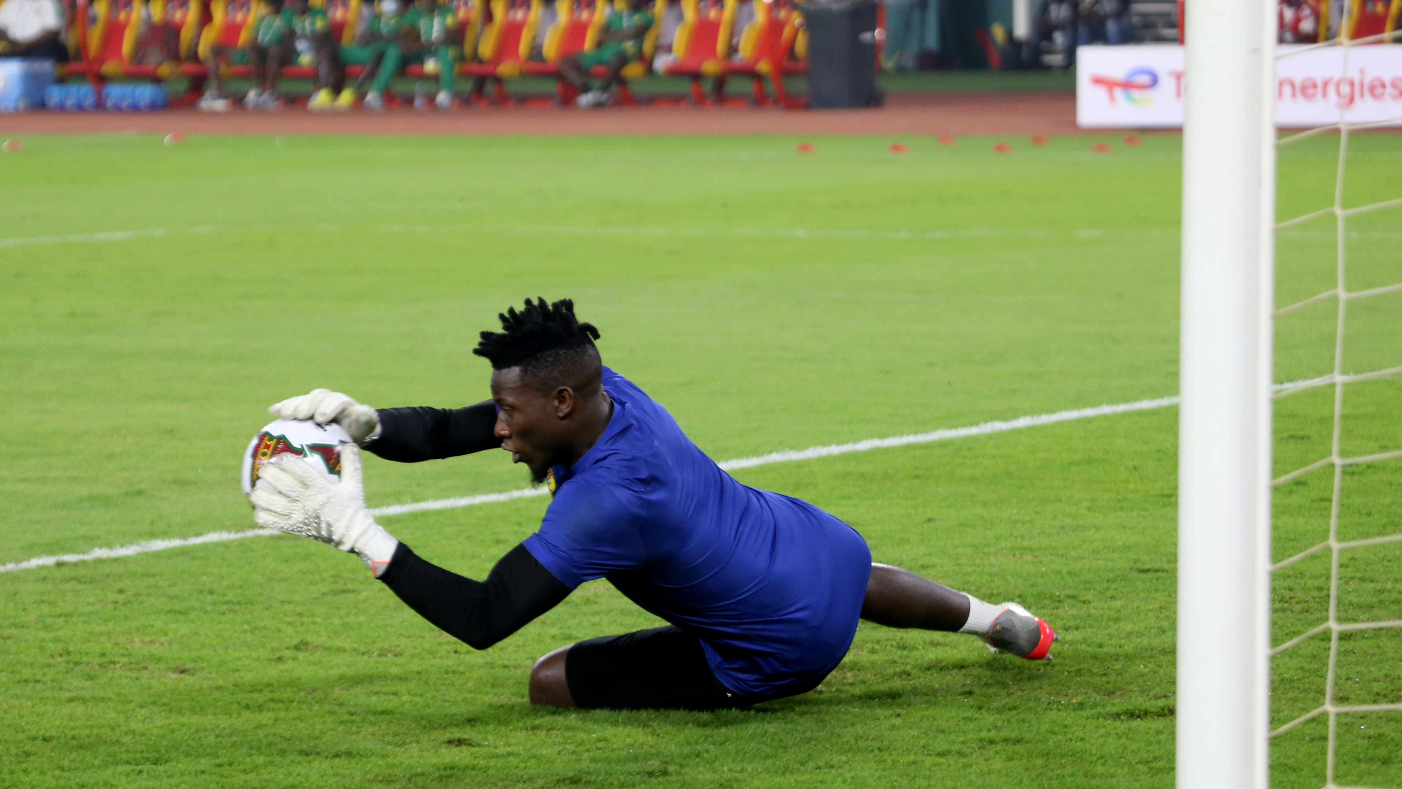 Onana leaving Man United on loan