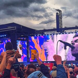 Liam Gallagher thanks Oasis fans in funny twitter post