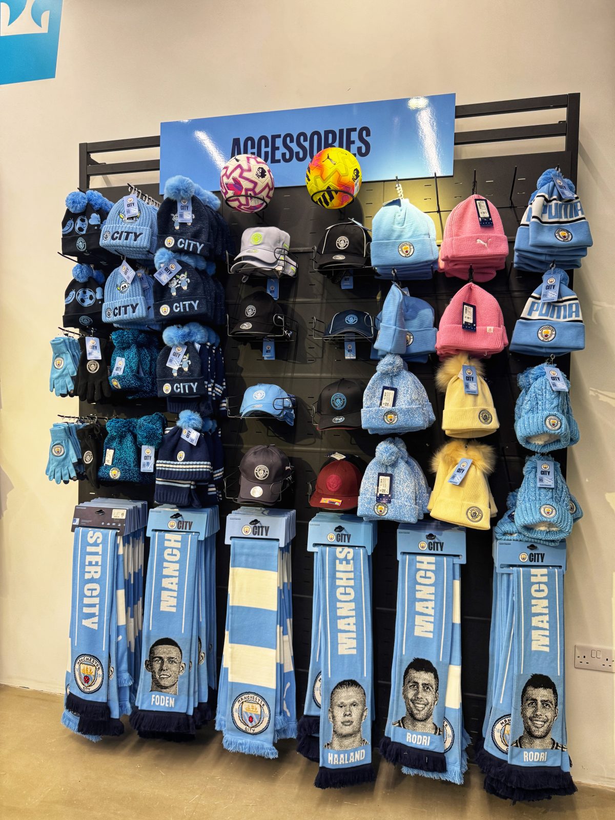 Manchester City opens brand-new store at the Trafford Centre