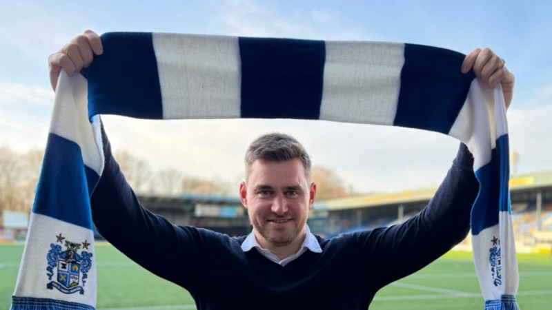 Bury FC manager Michael Jolley quits after backlash over sex offence conviction