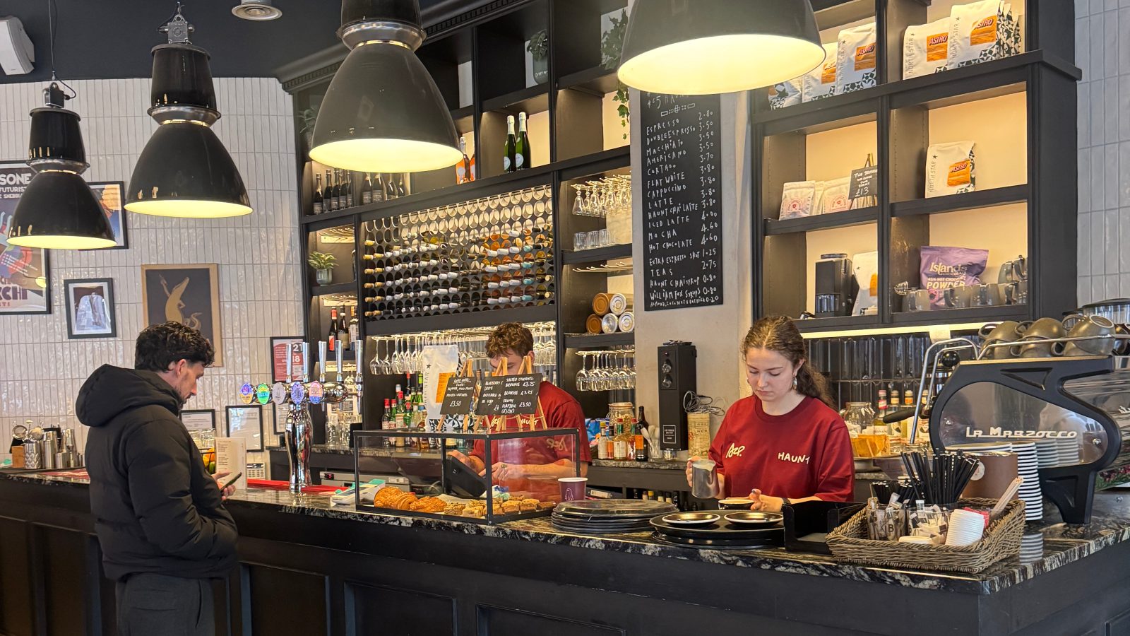 Free Christmas eve social at Haunt MCR city centre