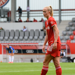 Man United Women's team sign new German striker