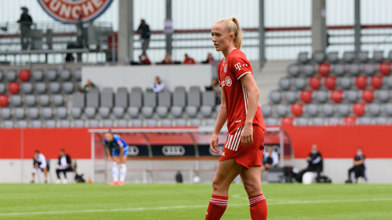 Man United Women's team sign new German striker