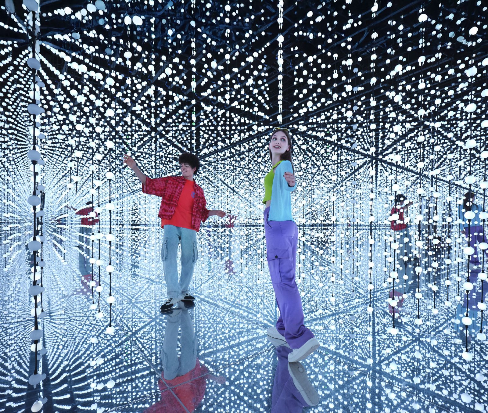 An infinity room at Bubble Planet Experience