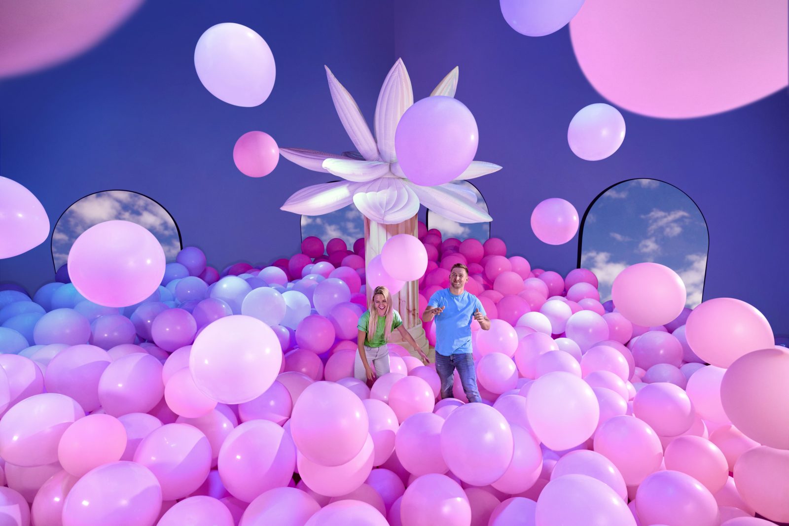A 'Bubble Planet Experience' with giant ball pits and infinity rooms is coming to Manchester