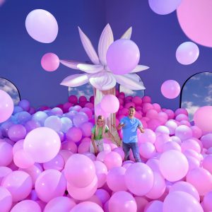 A 'Bubble Planet Experience' with giant ball pits and infinity rooms is coming to Manchester