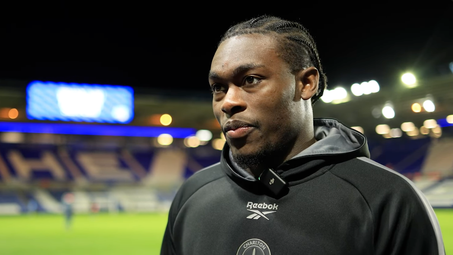 Stockport County resigning Isaac Tanto Olaofe on loan until end of the season