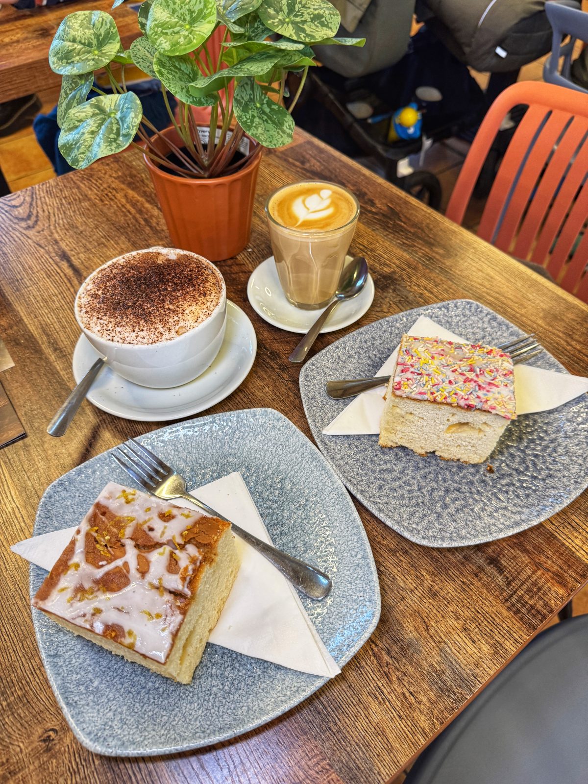 Coffee and cake at the Lakeside Cafe
