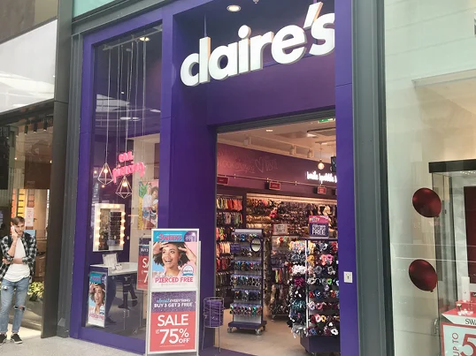 claire's accessories manchester