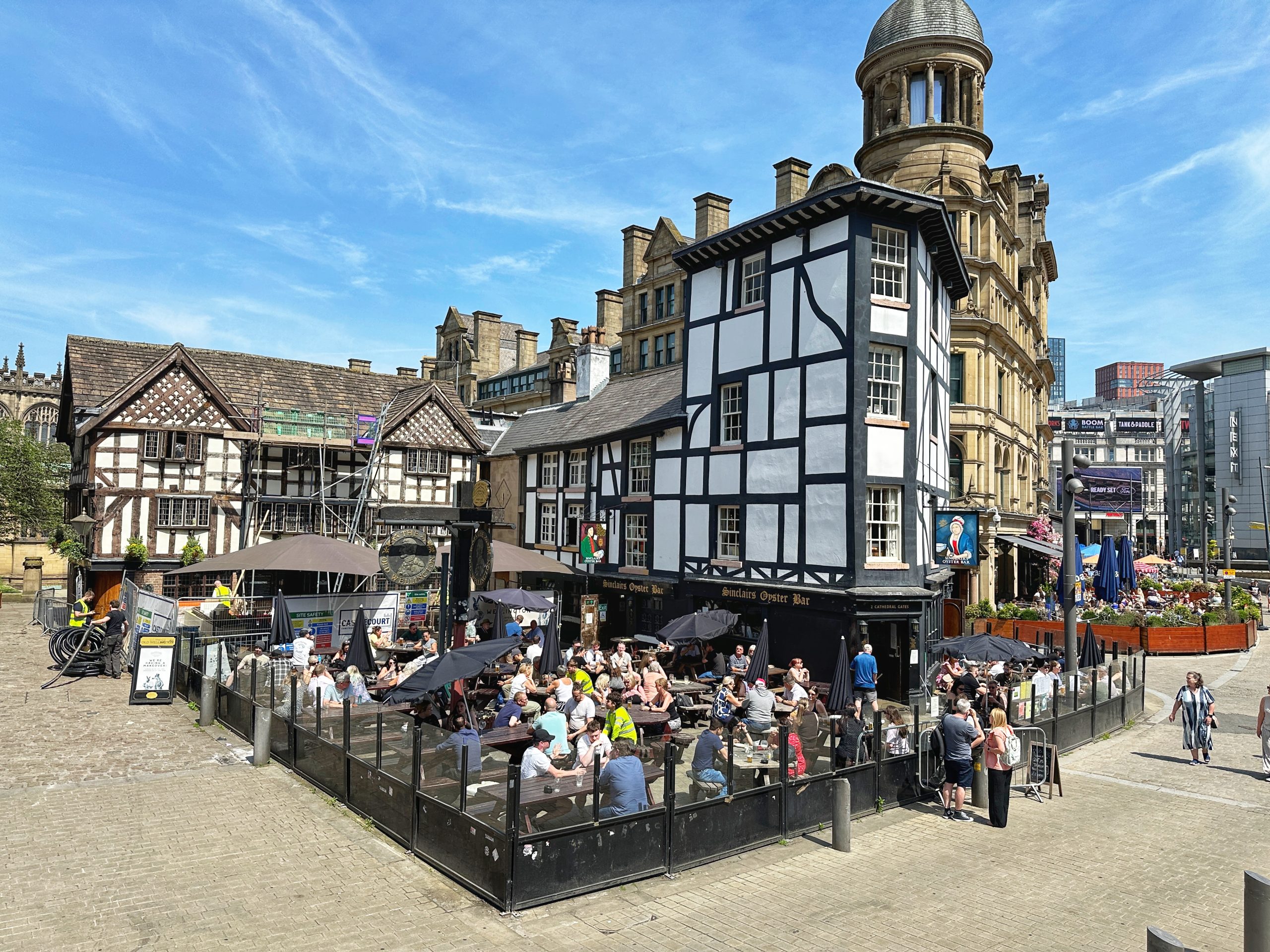 Sinclair's Oyster Bar in Manchester has been named as one of the best beer gardens in the UK