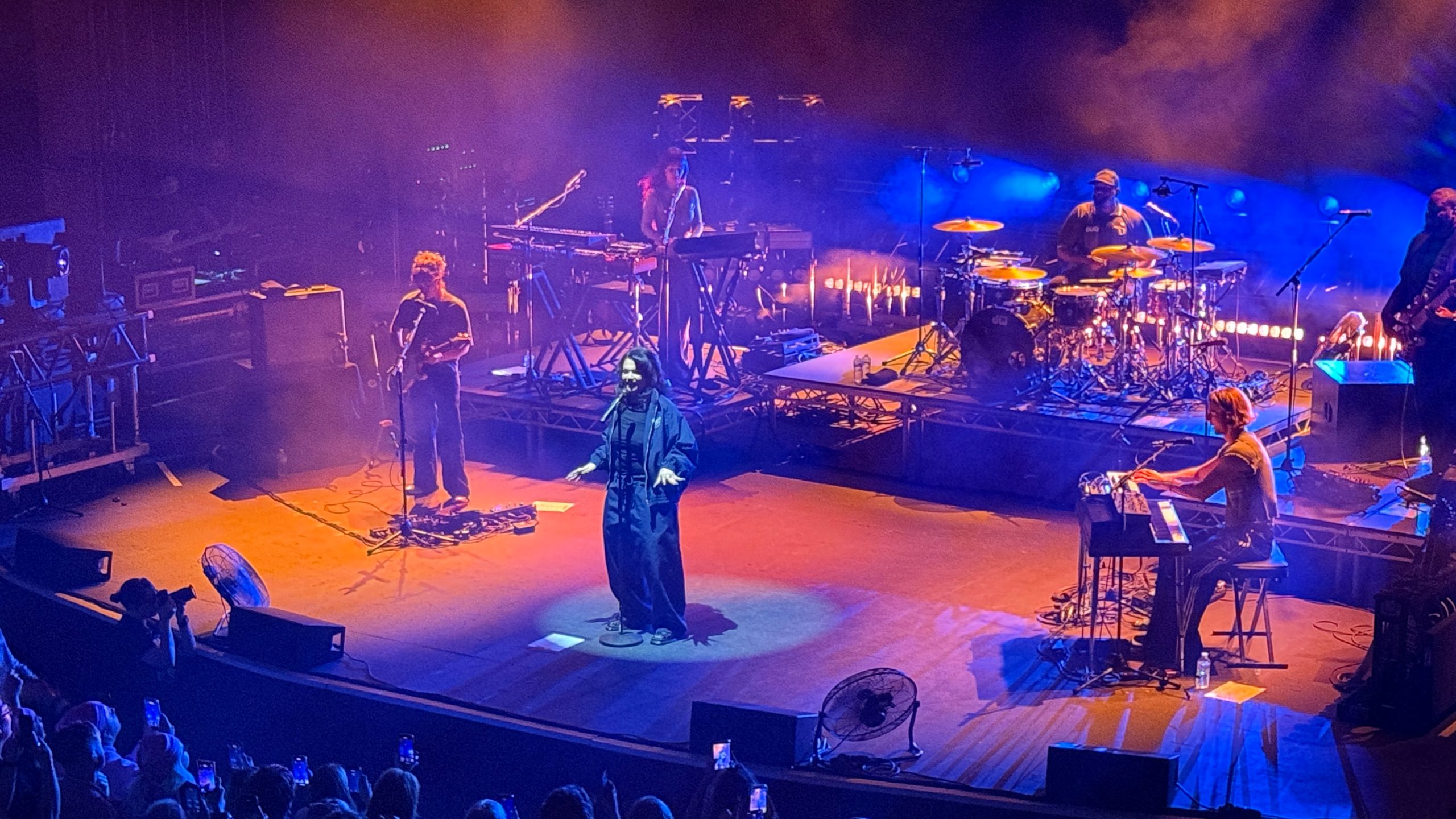 Lola Young Manchester comeback headline gig review 2026