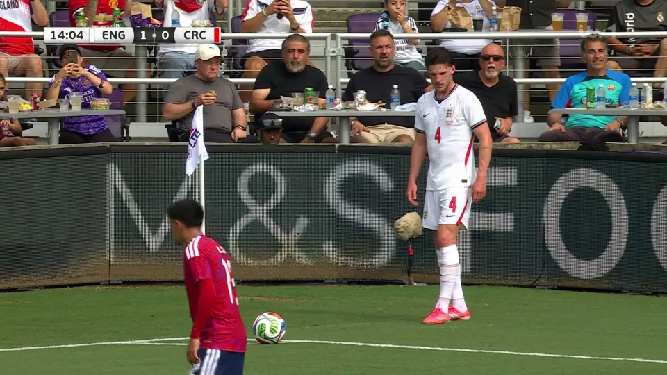 American World Cup fans being mocked for eating at corner flag in stadium 2026