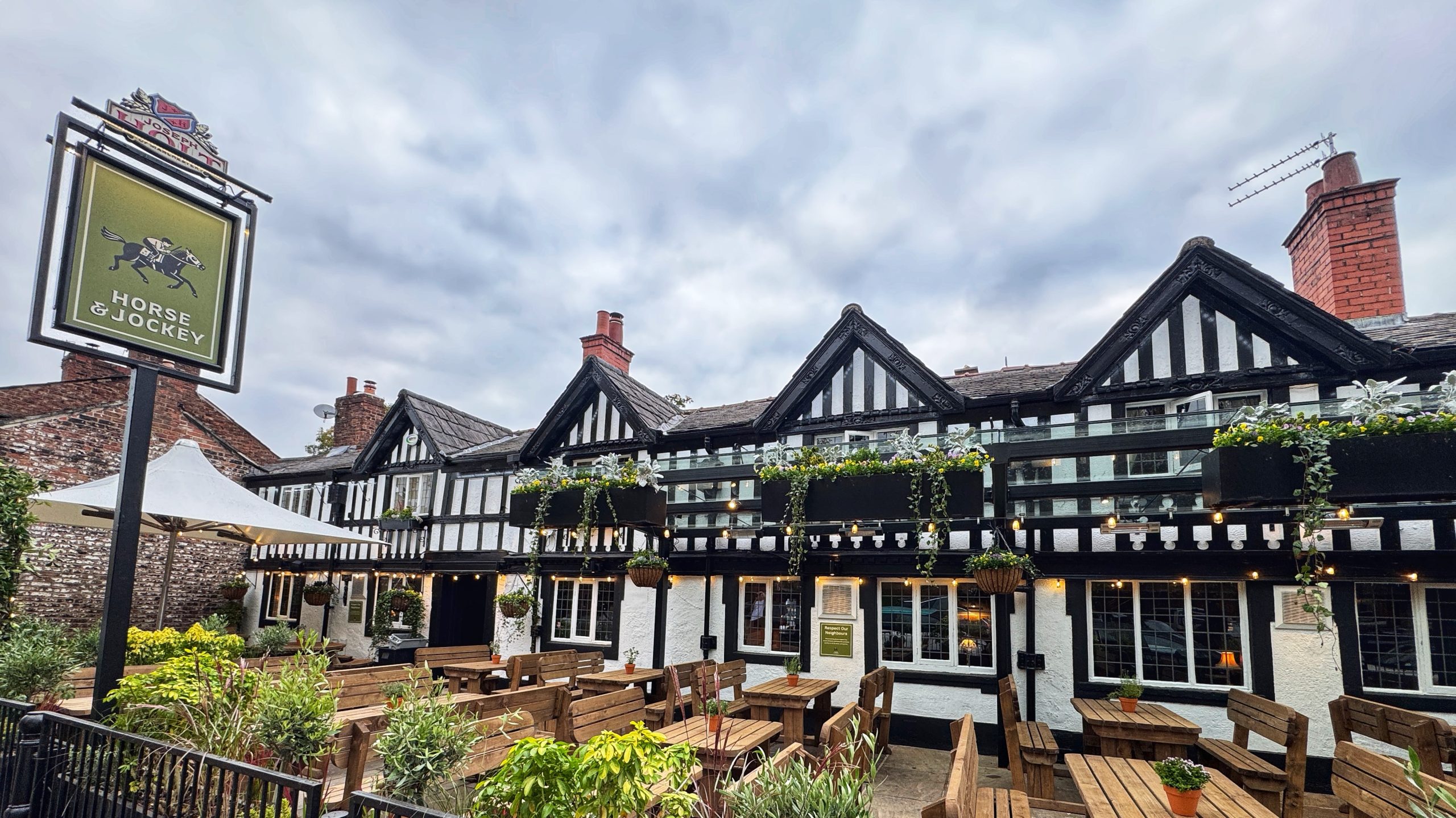 Horse and Jockey pub review Chorlton Manchester