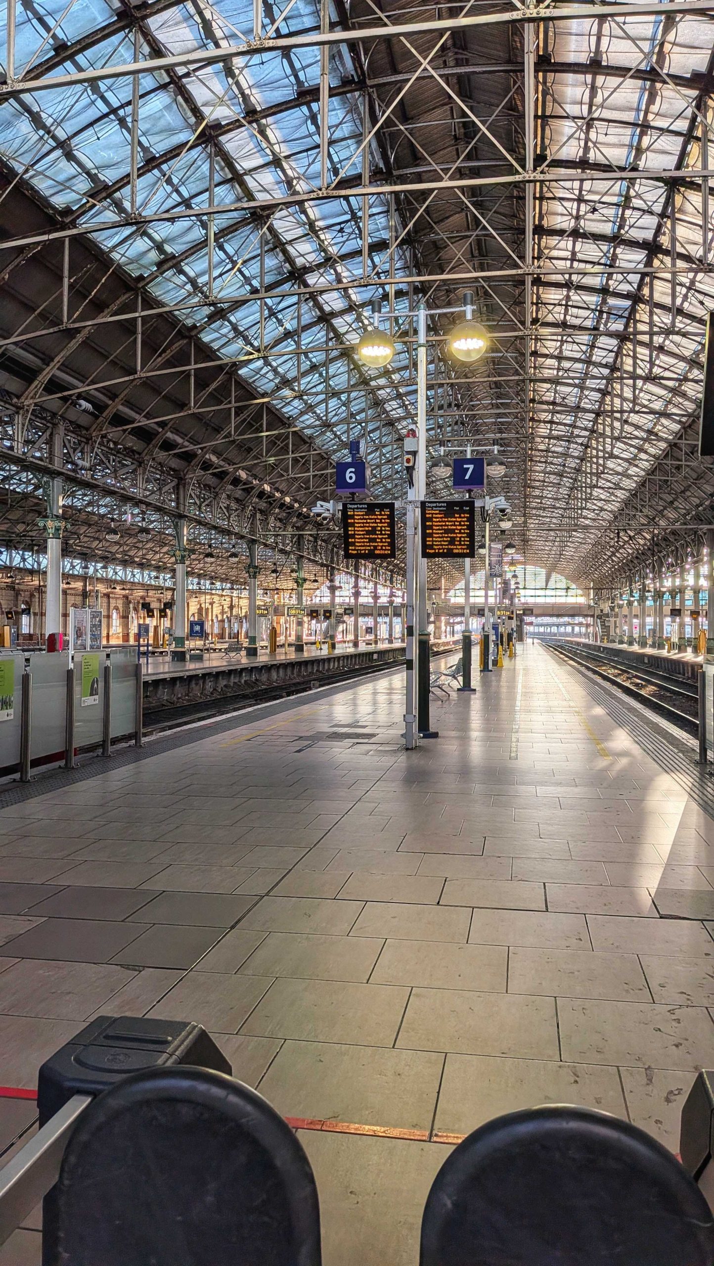 Mancs advised 'do not travel' today amid MAJOR region-wide train disruption