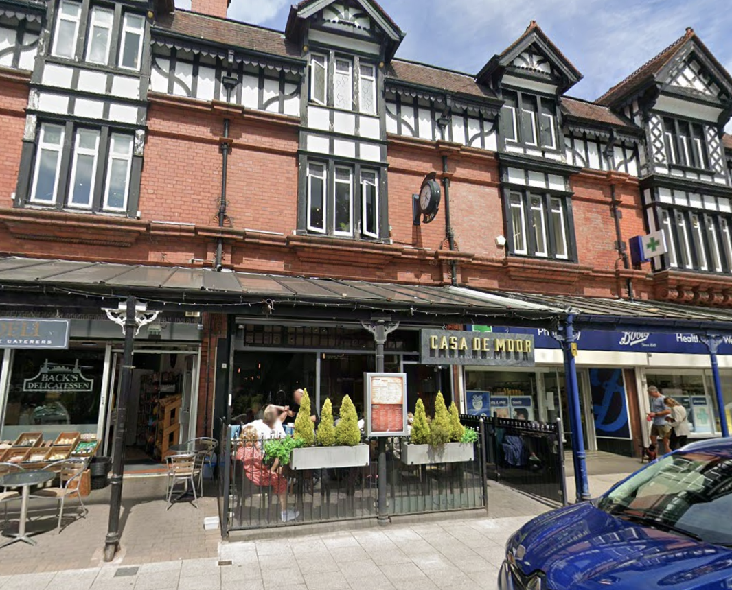 Tiny Stockport restaurant shares plea after 36 people fail to turn up for reservation