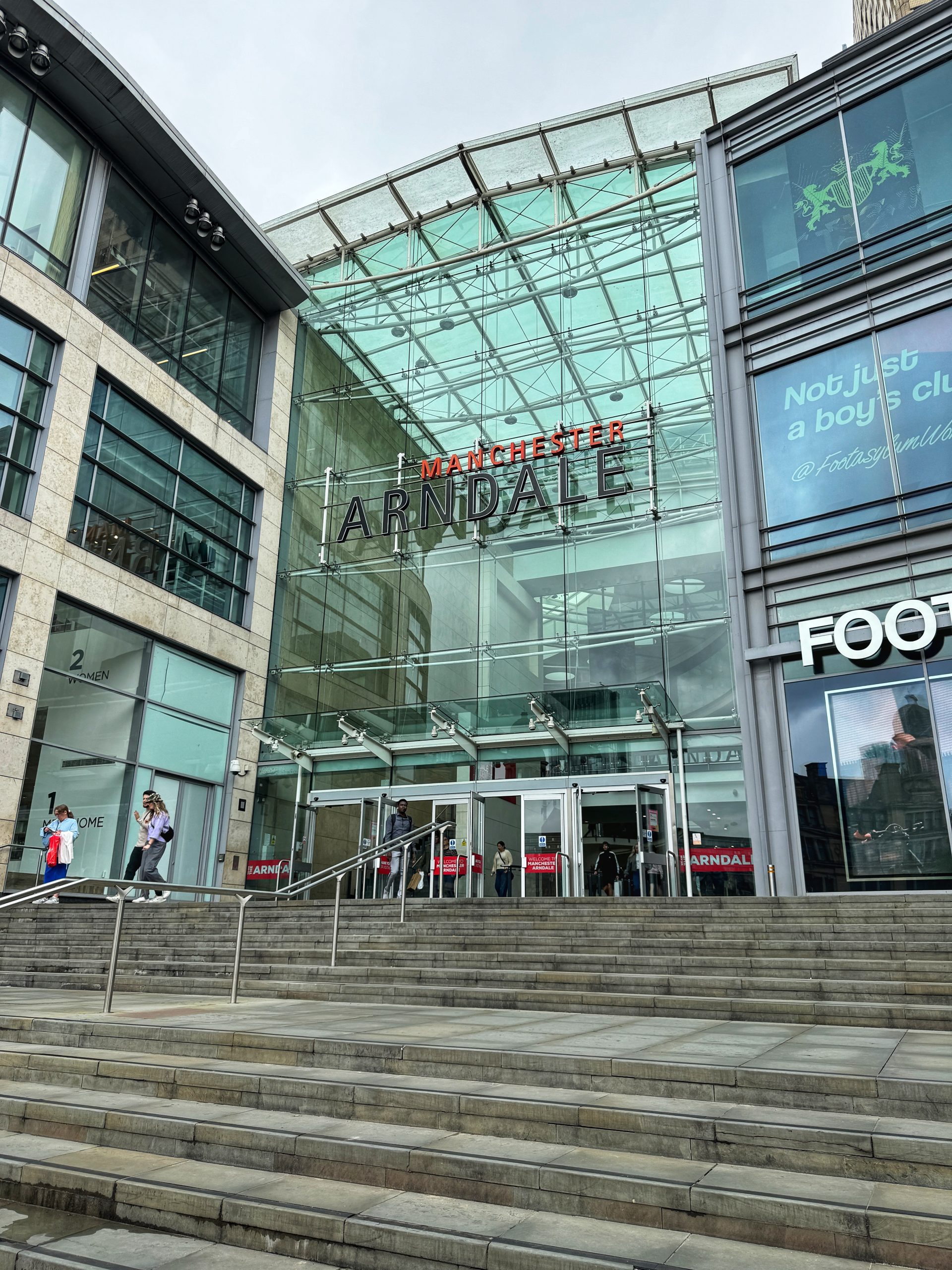 Teenage boy rushed to hospital after third Manchester Arndale stabbing this month